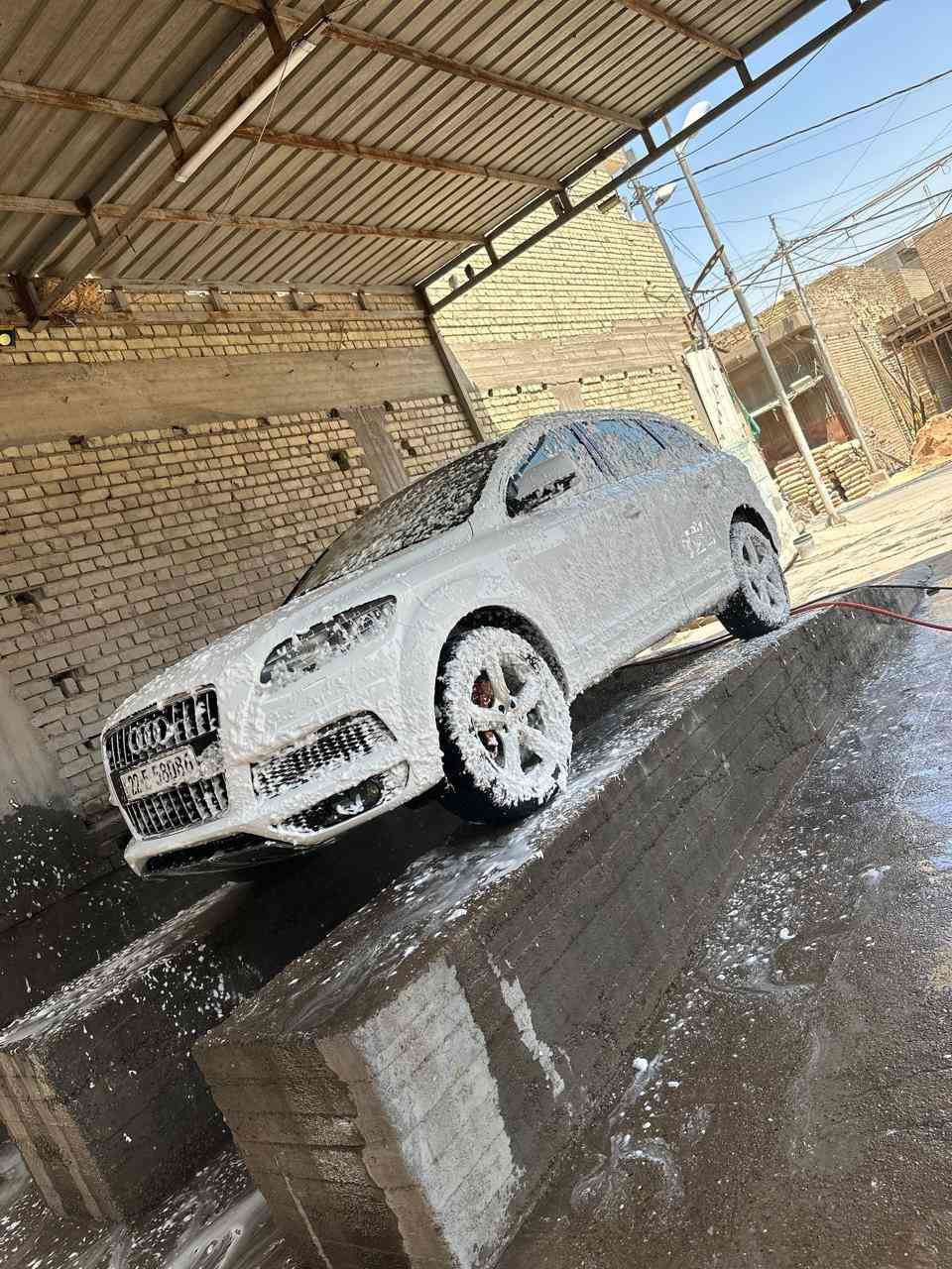 اودي Q7 موديل 2011رقم أربيل باسمي السياره جاهزه من كلشي مكفوله كفاله عامه ما عده تكحيل بكصه البنيد السياره فول مواصفات
فتحتين
زراك لايت
لايت زنون اصل
خزن ميموري
مري شفط
سته سلندر سوبر جارج
كشنات كهرباء
سبعه راكب
3 قطع تبريد
جنطه كهرباء
مواصفات sline
وكالت سرداد خليجي
للبيع او المراوس
١٣٥ $ ***********
