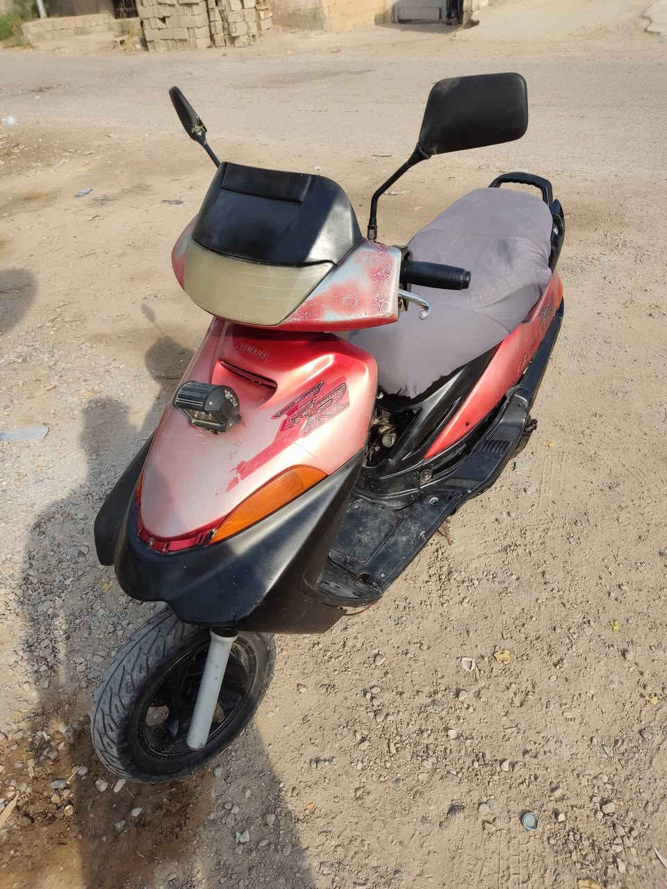 فراشة فضائي 
مكانه هبهب
***********
سعر 300
