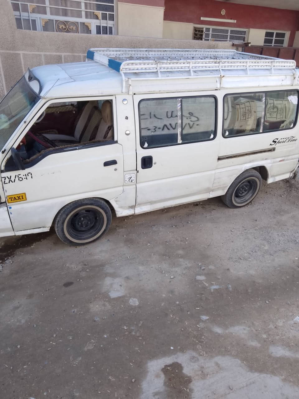 السلام عليكم سيارة ستيبوشي كير ومحرك ياباني السيارة نظيفة كلش من الداخل ورقم انكليزي و تحويل ثاني يوم مامطلوبة ربع السيارة صافية كير أوتوماتيك موديل 2001 (السعر) 45 وترهم مراوس
الرقم ***********
