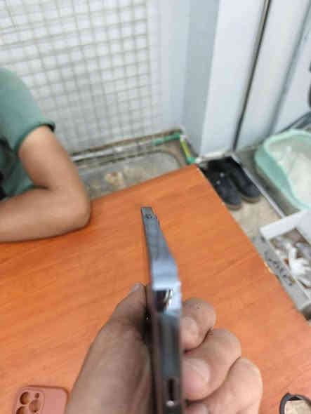 13برو فقط نضافه فول استعمال شخصي اني المستخدم الاول للجهاز يعني على ايدي بطاريه79حالياً جهاز نضيف يرهم مراوس وبيع سعر 600 التواصل الرقم ***********
