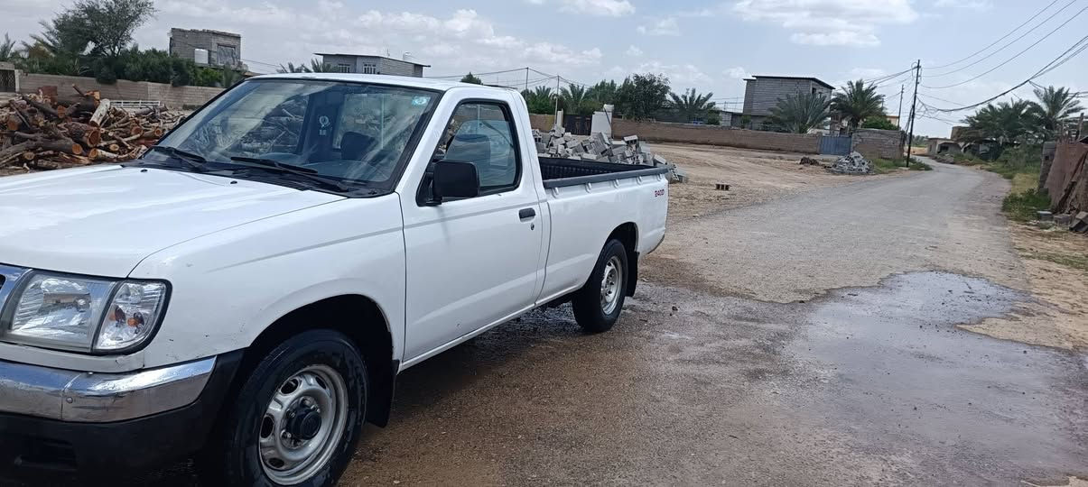 السلام عليكم بكم نيسان للبيع موديل 2002 في محافظه ديالى للاستفسار اتصل على هذا الرقم ***********
