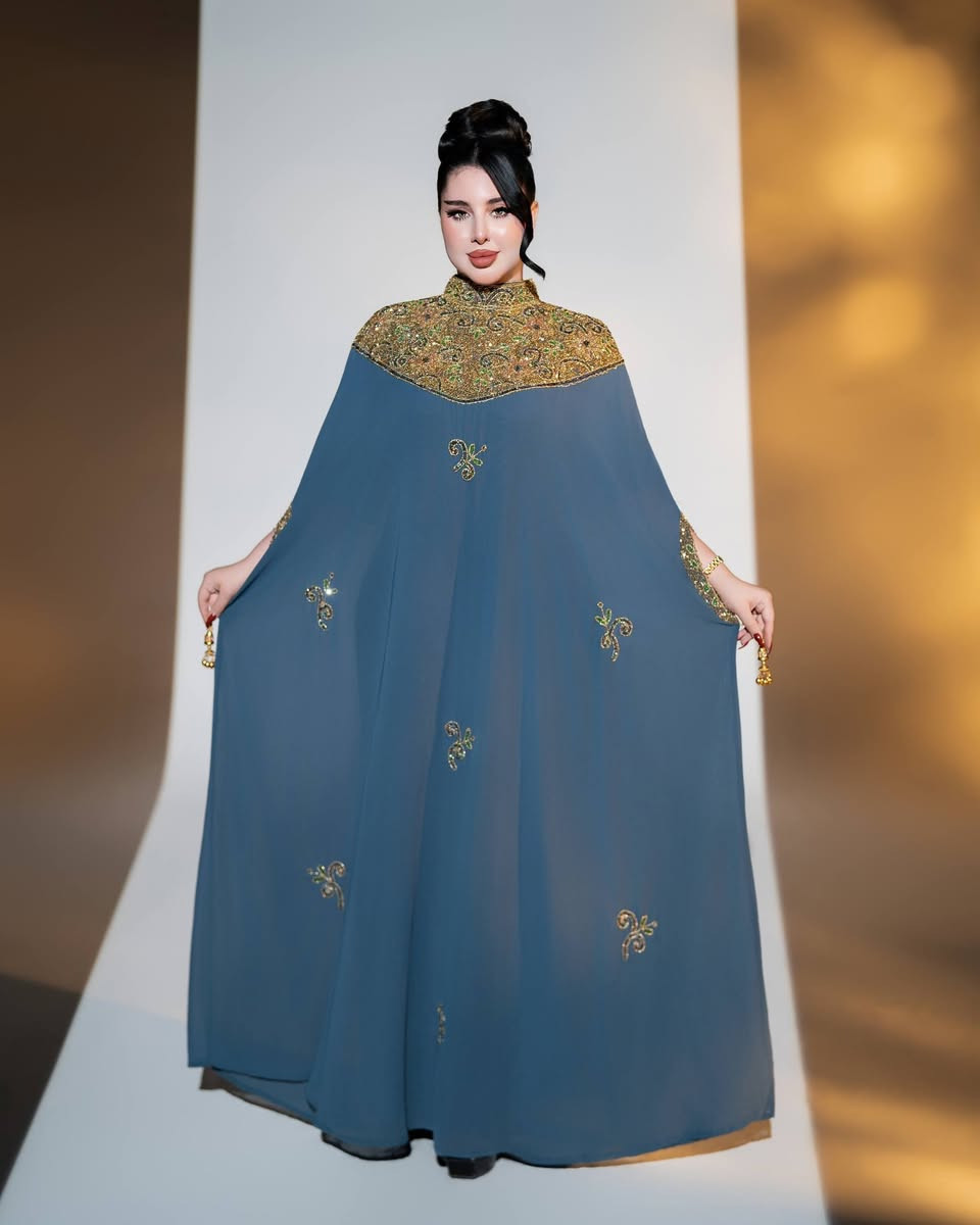 شوفيلي جماله 🔥🎀
للحجز على واتساب الرقم
***********
السعر ٥٥ الف وتوصيل مجاني 
 بشت هندي يتكون من: 
بشت شيفون شغل حجر يدوي 
فستان داخلي 
 تلبيس من وزن 55 لحد 110
ج .
