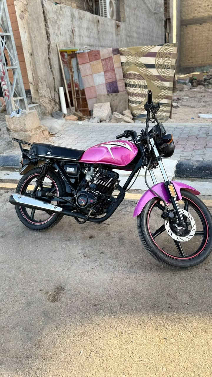 السعر 550وبيه مجال
*********** 
شاينك مديل 2025اوراق سكنر دراجه برغي ما مفتوح بيه دراجه كلش حلوه عوزه ترتيبات مكاني كربلاء الانتفاضه
