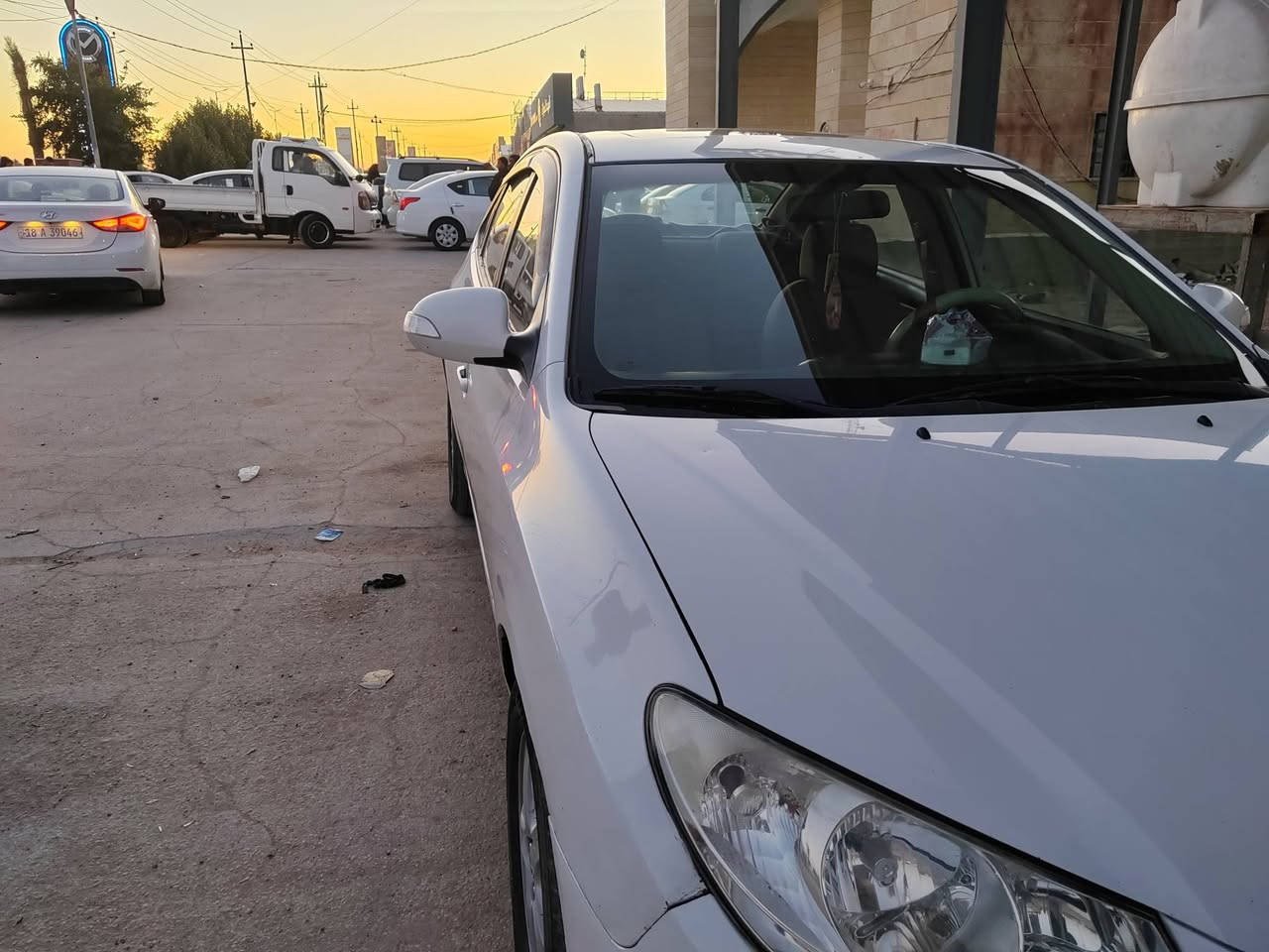 النترا 11اربيل الماني تحويل وكاله مضمونه بيها بس باب الورا جهه العبري بيه صبغ والدور مال الجاملغ سياره حلوه وجاهزه ونضيفه كلش ***********وبيها مجال 110و #لؤي الكري
