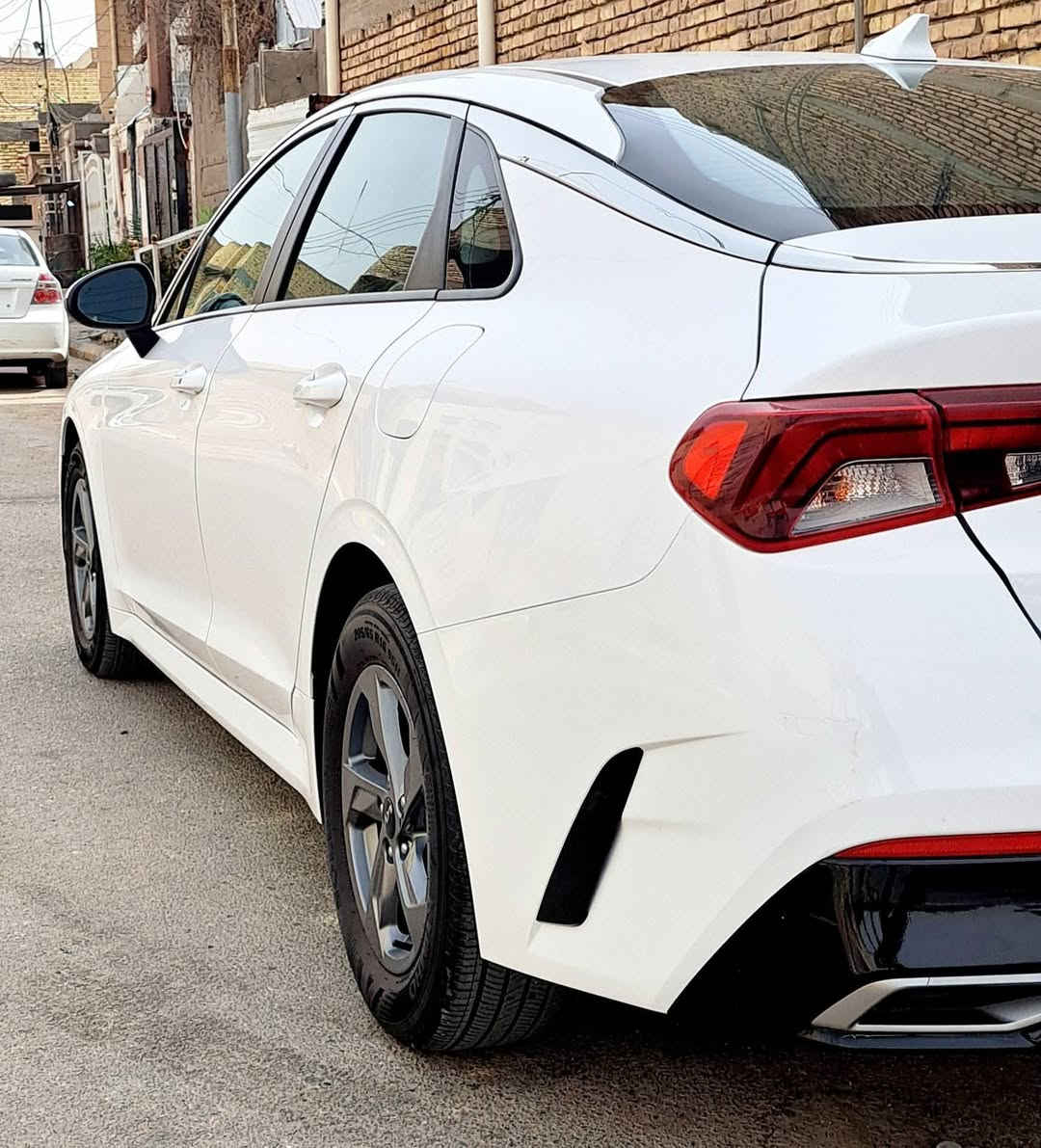 السلام عليكم كيا فايف 2023وارد امريكي تبديل بنيد فقط 1.600تيربو ماشيه 30الف ميل رقم كربلاء حره بسمي السعر 185$وبيها مجال العنوان ناصريه مركز رقم تلفوني ***********
