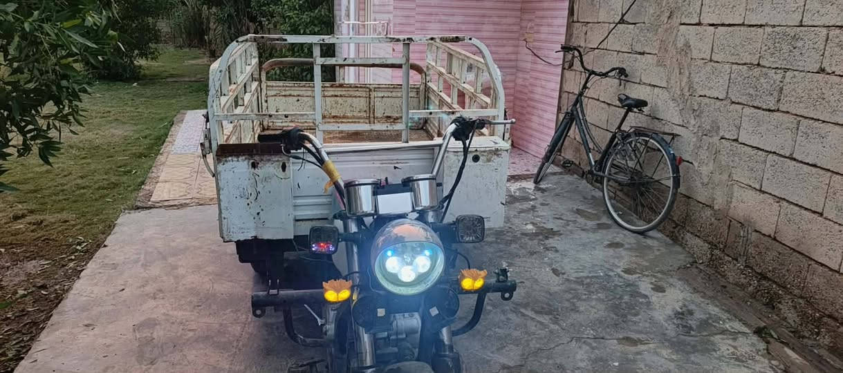 ستوته ام الطير موديل 2019 اوراق كامله كهربائيات شغاله كامله ستوته جاهزه   ما بيها اي نقص  السعر 750 وبيها مجال بسيط للطيبين المو شراي لا يتعبني شاصي على وضع الشركه   ركبه بيهة لحيم شي  بسيط  المكان ديالى ناحيه كنعان  *********** الاتصال على رقم الهاتف
