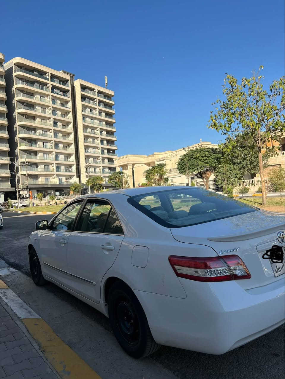 🚗کامری مۆدیل 2008 شکلی کامل کرایتە 2011 فول مواسەفات بەس سلایت نیە سیارەکە بێ بۆیاخە بەس دوو جاملغی پێشەوەی دەحدیلە سیارەکە هەیکەلی جوان ماوەتەوە گێرو مەکینەی بەشەرت تەبریتی بەشەرت سیارەکە. مەسرەفی تێدانیە بۆ زانیاری زیاتر پەیوەندی بکەبە *********** واتسئاپ🚗 أربيل, العراق
