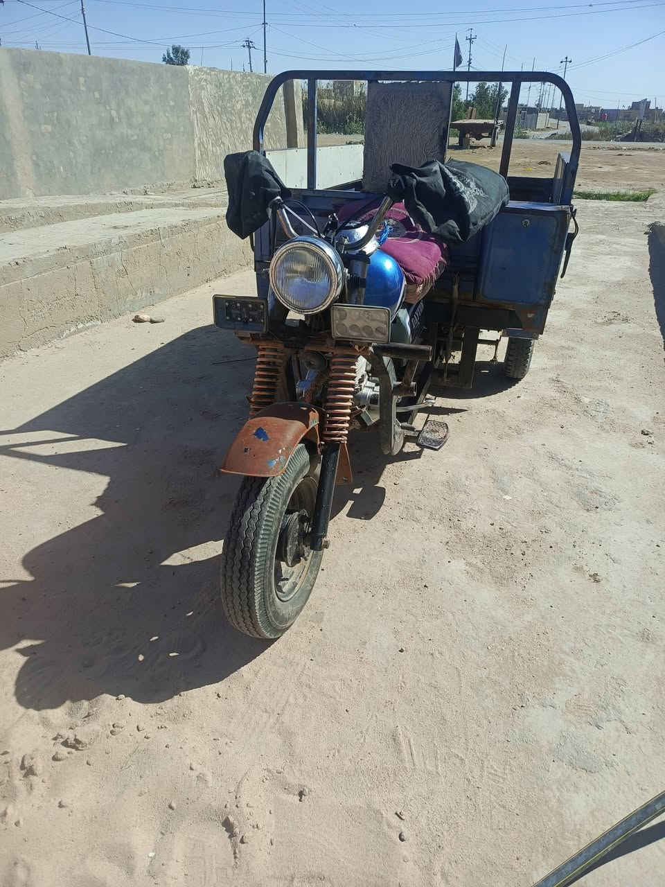 اسلام اعليكم ستوته للبيع موديل 14 محرك خير من الله تشتقل سلف هندر كهربائيات شقاله تواير كيه الاستفسار علا رقم *********** المكان رفاعي علا طريق المشايه السعر مليون وبيه مجال ها اللعلم بيها ورقه نقص هيه موجوده الورقه بس تعبانه عوزها صبق بس
