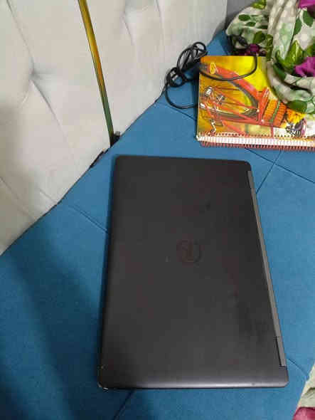 سلام عليكم لابتوب Dell Core i5 جيل السابع
SSID 256 RAM 8G لابتوب جدا نضيف واستخدام شخصي مناسب ل البرمجة و العمل و الاستخدام اليومي وياشاحنة سعرة 225 وبيه مجال
العنوان كربلاء طويريج لايوجد توصيل
 متوفر فقط على هل رقم   ***********
