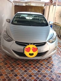 أفانتي متوم 2013 سلفري كصه جنطة جاهزة من كل النواحي فلول عدا الفتحة ب5...