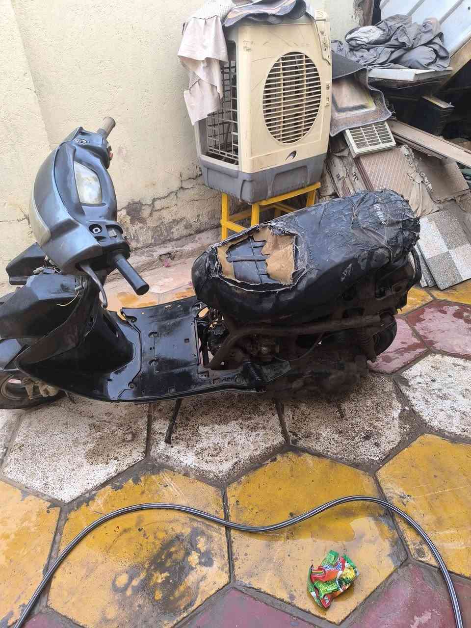 فراشه كوم حديد عوزه بس تجفيت بسبب دهن كامت
85 قفل
***********
