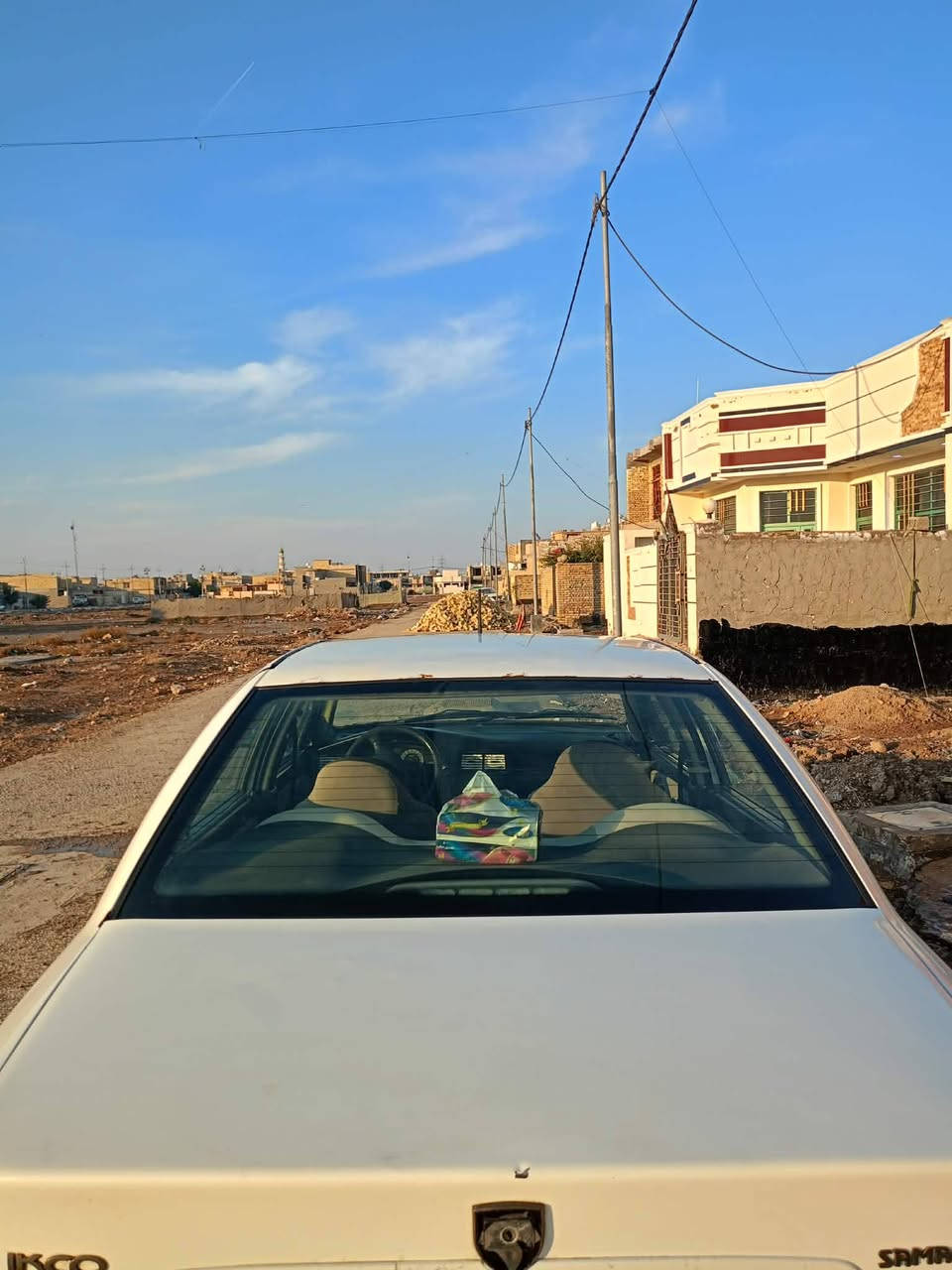 سمند موديل 11 رقم واسط انكليزي بسمي 32وبيه مجال بسيط ***********
