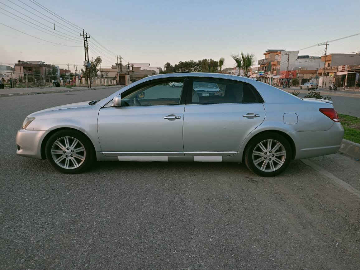 سلام عليكم تويوتا افلون خليجي  لمتد فول 1/1. 2007 سياره جديد كلش مابيها نقص سنويه لل 27  
بيه قطعتين وربع فقط جامرلغين امامي. مع ربع بنيد  
مكانه كركوك الاستفسار مامتواجد على  الانترنت الاتصال بل رقم ***********

0. سعرها 125 بيه مجال كركوك, العراق
