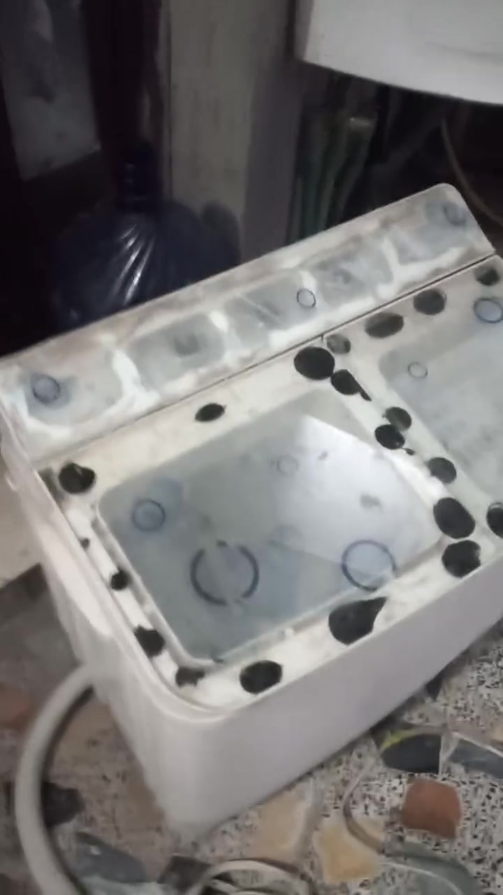 *********** بي ويساب السعر ٥٠ وبيه مجال
