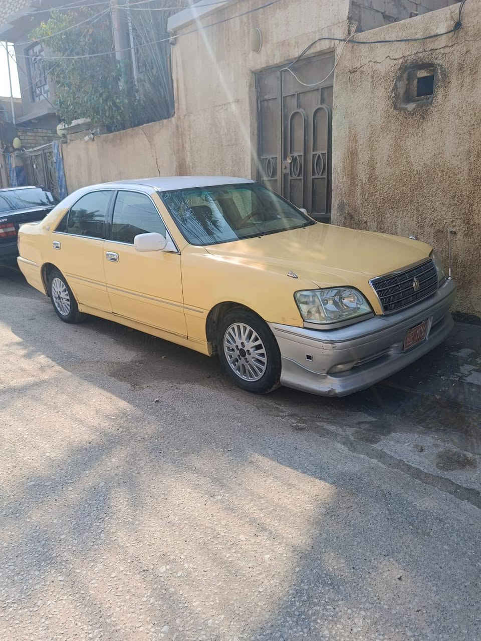 سلام عليكم ورحمة الله
ملكه كصتين رقم احمر صدامي وكاله فقط وكاله فقط 

مكينه سي 9حجم 2500 مكينه كير خير من الله تبريد ثلج الله شاهد ستوني مسوي حتى بعدي مامشغله بلضمان مالته 

اربع كشنات كهرباء برده خلفيه ستيرن كهرباء مري شفط زاد هيتر مانع انزلاق اي بي اس مراوس فقط ملكه الماني واطي فرق ***********بي واتساب
