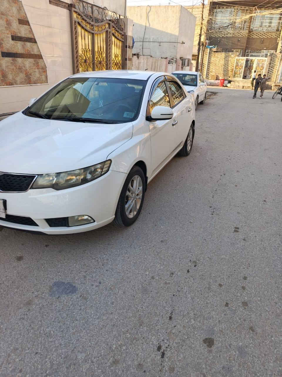 : كيا سيراتو موديل 2011بيه صبغ قطعتين صبغ وشبر بالبنيد بدون دواخل نحف بسمي السنوية نافذه
تحكم اشاير بالمري بلاجكتور حساس خلفي يعني نصف فول
***********
