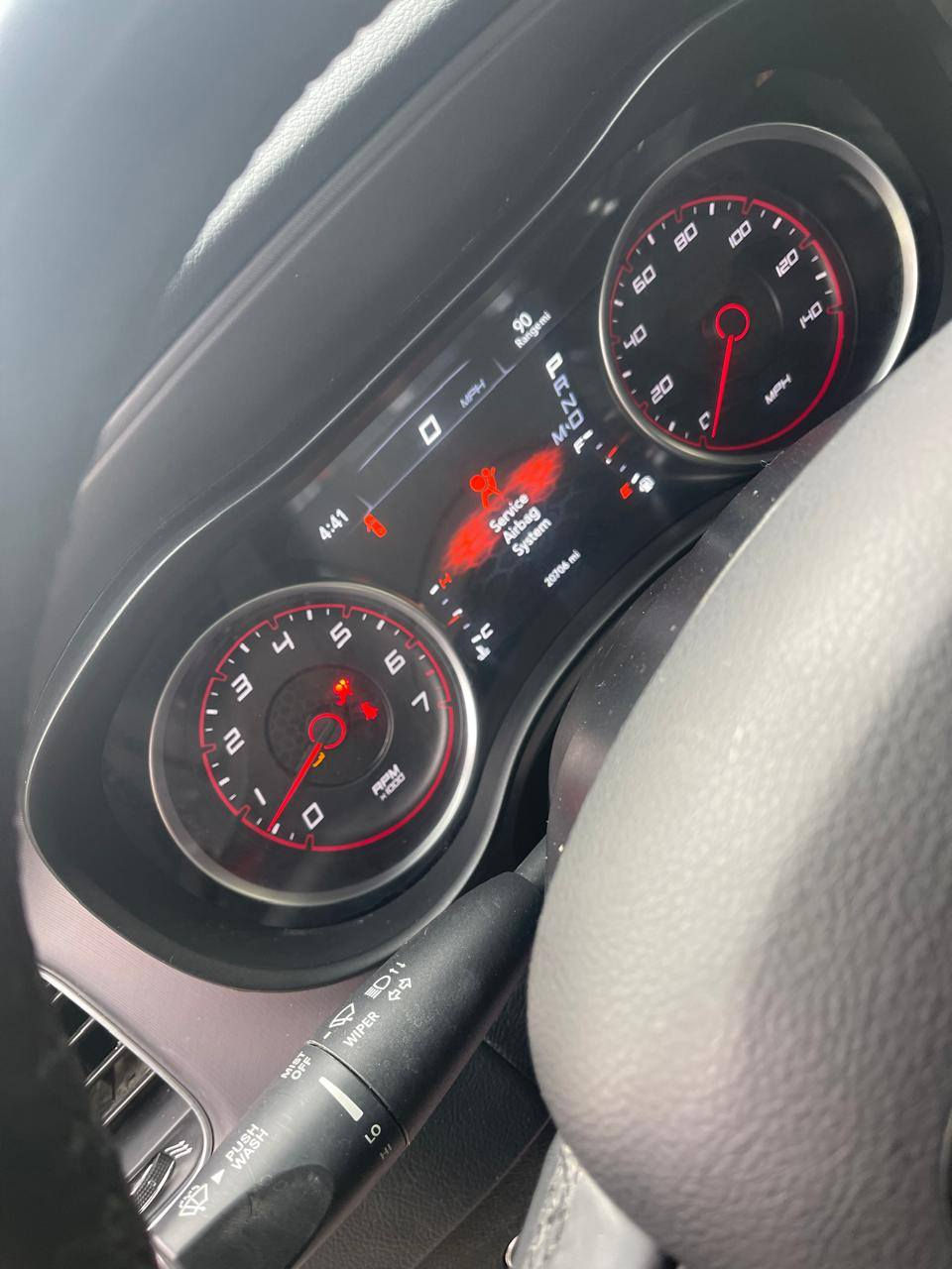 السلام عليكم
للبيع فقط 
دوج جارجر موديل 2023 sxt 
اخر اصدار دخول جديد 
محرك 6 سلندر 3600 
ماشيه 20 الف ميل باميركا وحاليا 
بجم كبس منفيس باسمي 
مكمرك وكامل 
تحويل ثاني يوم 
جاهزة تصليح درجة اولى 
الحادث كما موضح بالصور
مكان السيارة بغداد 
السعر 220 وبيها مجال بسيط للشراي 
***********
