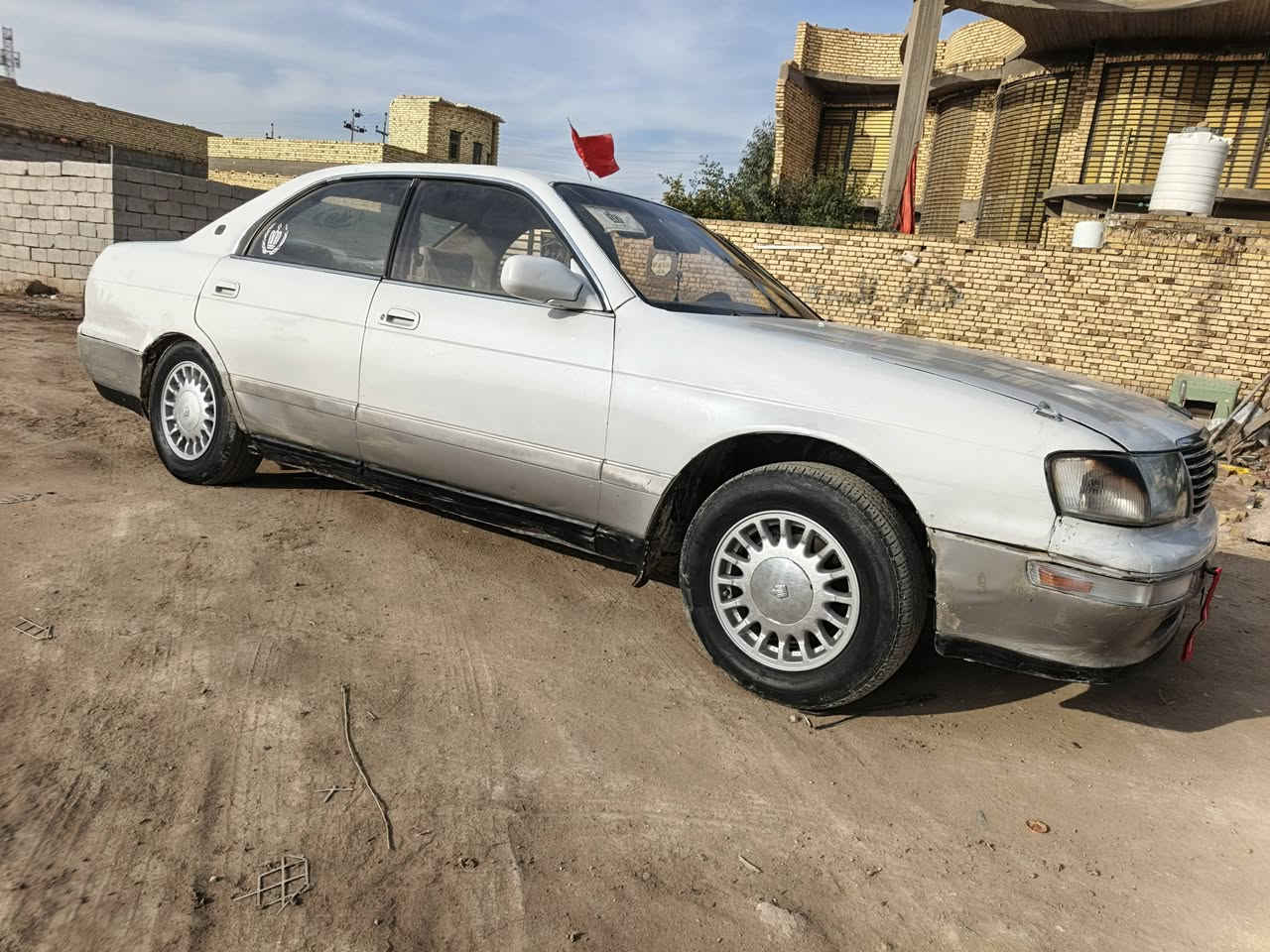 سلام عليكم عندي بطه منتصل مديل 92 سياره جاهزه من كلشي الون الولاي محزم  كير محرك جدد حداديه جديده طخم تاير جديد كهربايات كله شغاله سياره مكفوله من كصه اومن نقل جثه اومن ضربه قويه اومن شاصي اومن العيب شرعي كله مكفوله سياره حلوه  شرط تحويل المته ميعجبك  دواخل حلوه مثل ما واضحه بلصور  سياره سعر 36 اوبيه مجال الاستفسار على الرقم *********** بيع مستعجل  غير متواجد على فيس
