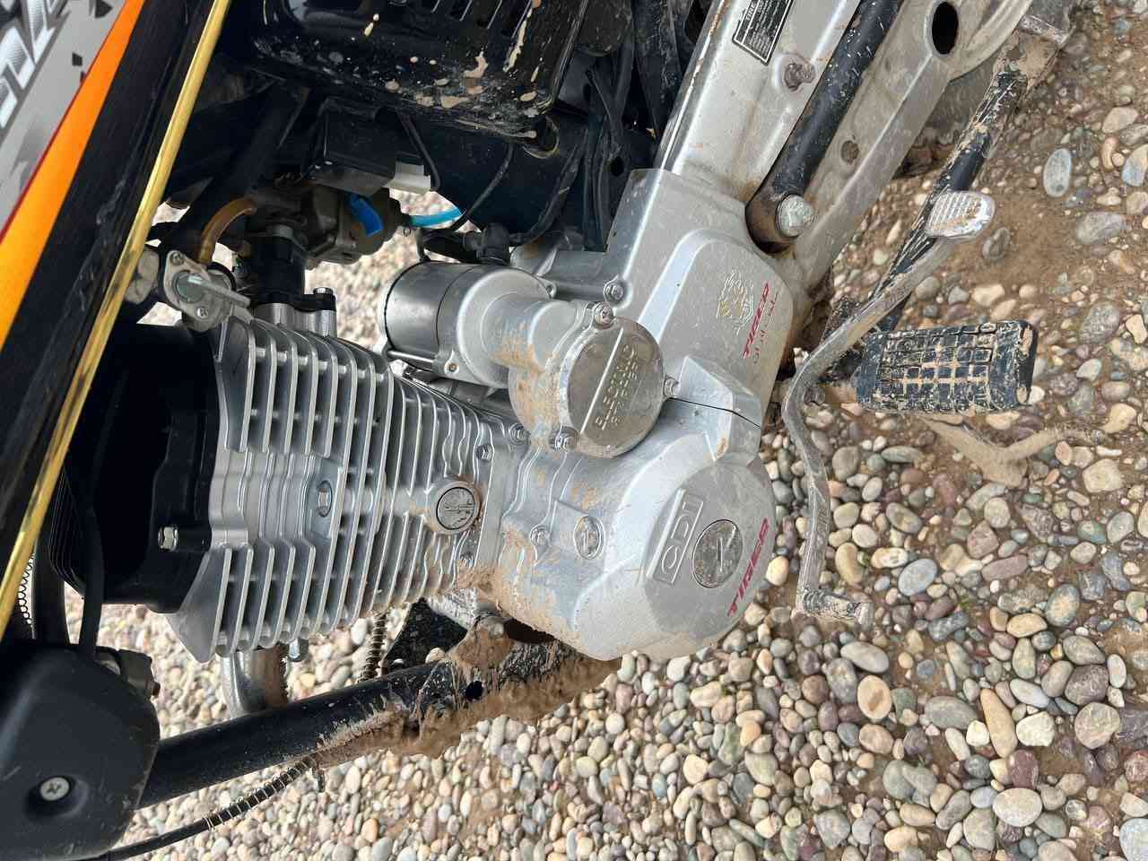 سلام عليكم موطور تايكر موديل 20وزن ثقيل خمسه كير  محرك شرط ما مفتوح وتشغيل عن بعد الشراي يتصل وموطور ما ناقصوو شي وحيل نضيف وبي منه فيس الاستفسار اتصال ***********
