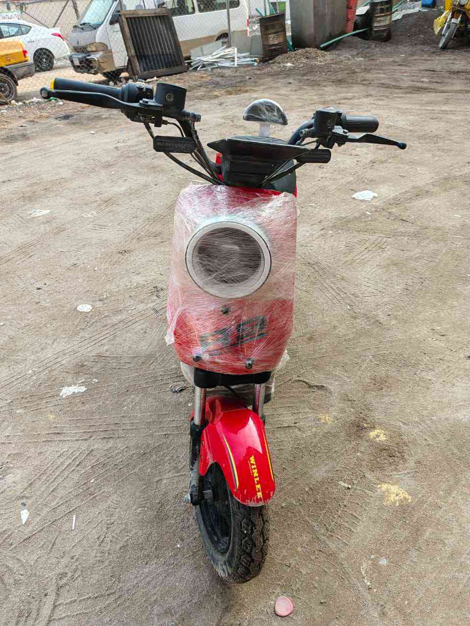 دراجه شحن جديده كلش استخدام قليل  
توها طالعه من الوكيل 
R9 
السعر 450 وبيها مجال 
*********** بغداد, العراق
