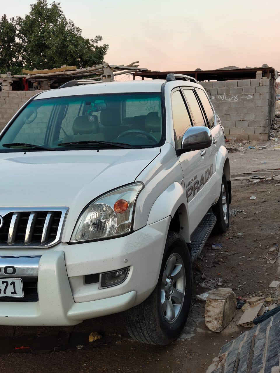 2009 كير محرك مكفولات تدفئة تبريد سياره مكفوله عدا طخه بلباب كد شبر تخم تاير شاده قبل سبوعين باسمي مشروع وطني محرك 4 سياره اقتصاديه نظيفه جدا مكان السياره محافظة ميسان *********** السعر 185
