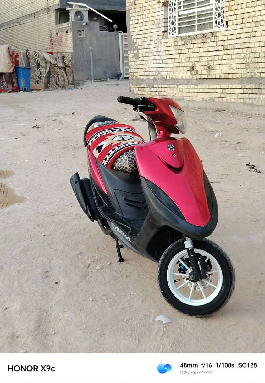 السلام عليكم
ماكس عدله 55نضيفه كلش كله شغاله 
السعر 550وبيها مجال قليل 
رقمي ***********
