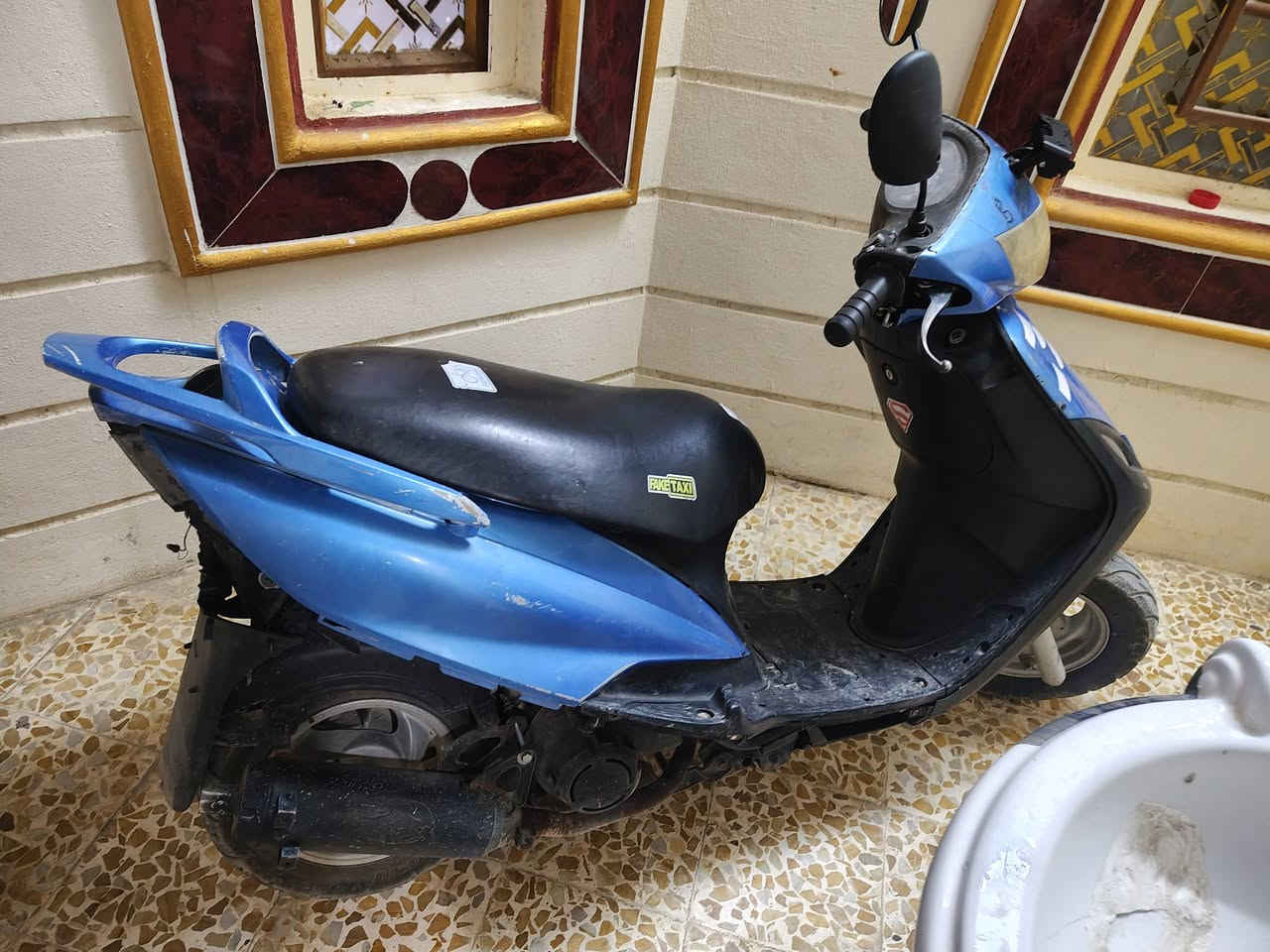 ***********
***********
