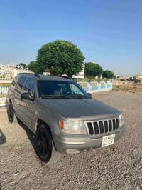 جێب شیلۆکی مۆدێل 2000گێڕو مەکینەو تەقەو ڕەقەو هەموشتی بەشەرت سەیارەکە ...