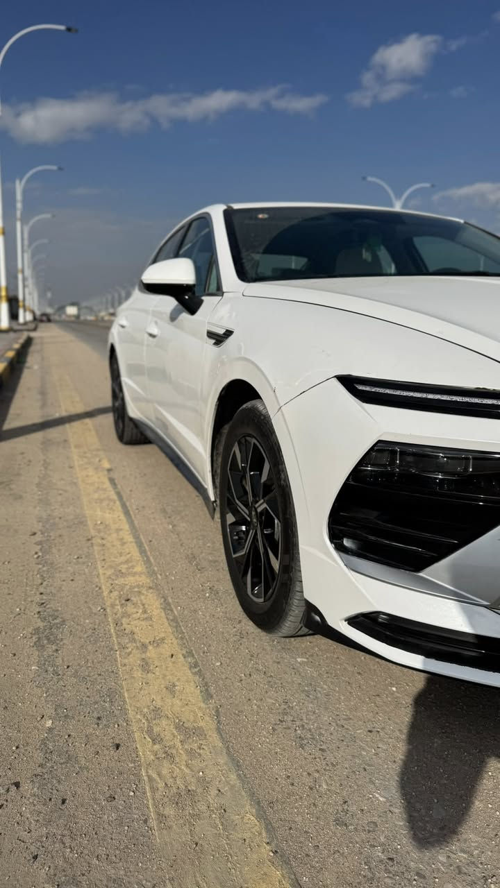 السلام عليكم
اللبيع سوناتا امريكي مكينه دوش
موديل 2025
مرقم شهداء 
موصفات السياره 
بصمه تحديد مسار مانع انزلاق 
ويل كب تحكم فول كشن كهربائي السايق تشغيل عن بعد 
الحادث 
تبديل بنيد قطعه وحده الحادث سطحي لغود شاصي كفاله دواخل كفاله 
ماشيه 13الف كشنات خمل 
لون ابيض صدفي 
مكينه 2500ع وضع الشركه السياره جديده او بلعافيه ع من نصيبه 
السعر 200$وبيها مجال مكان السياره السماوه صور الحادث والسونار خاص 
الاستفسار اتصل وتساب ***********
