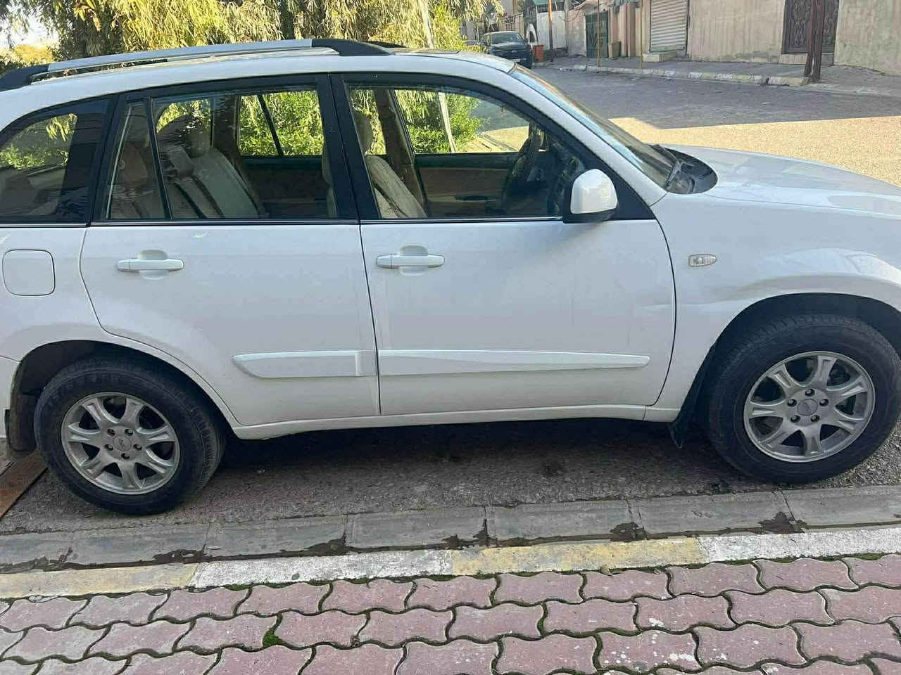 شيري تيگو موديل ٢٠١٤ سيارة نظيفة تبريد ثلج كوبون بنزين موجود سعر ٧٠ وبيه مجال للاستفسار *********** كركوك, العراق
