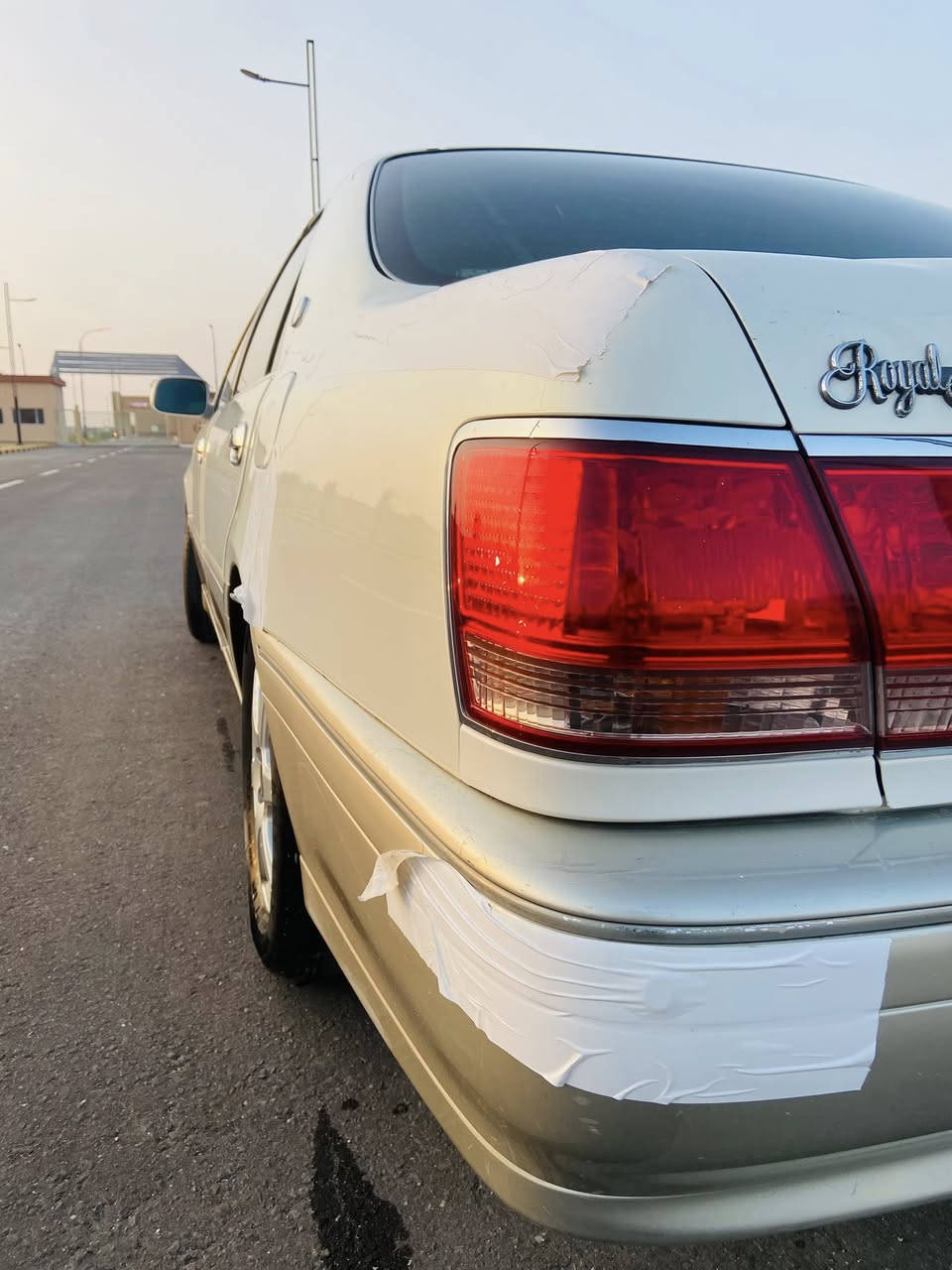 سلام عليكم
ملكه (جنون) للبيع 

-كفاله من الكص 

-تخم تاير +ويل كب 

-محرك ديفور الكبير 

-شاصي 75

-ثلث دكم

-كشنات اربع كهربائيه 

-ستيرن كهربائي

-مسجل شاشه لمس 

-حداده حلوه
-رقم بصره بأسمي تحويل ثاني يوم  

سياره جاهزه وما تصرف عليه ربع 

العنوان بصره سفوان .الاستفسار /*********** اتصال او وتساب السعر 98 وبيهه مجال ويتدلل الشراي
