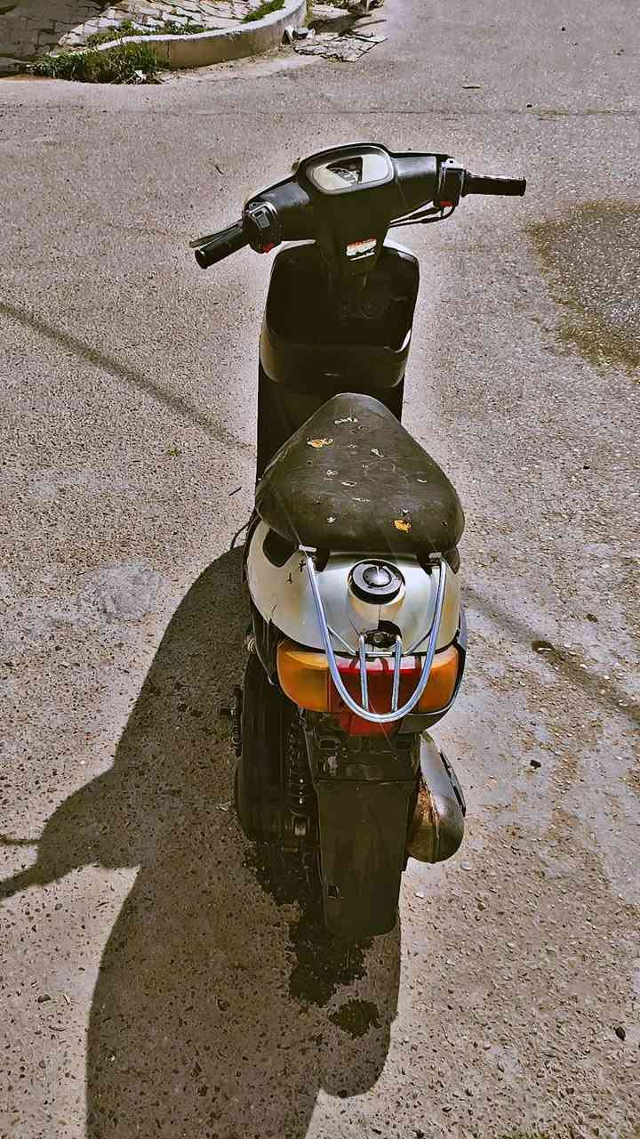 سلام عليكم للبيع دراجه يماهة بطة سرعة 60سعر 200 وبيها مجال اتصال على هذا الرقم ***********
