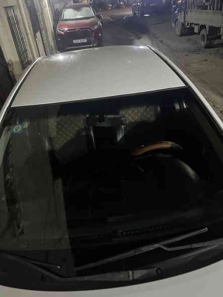 سلام عليكم سيراتو 2010خليجي بيه قطعتين ربعهن رش بل باب كامله من كلشي ادامه كامله بسم ولدي وبيه وكاله بسمي السعر95الاعظميه***********
