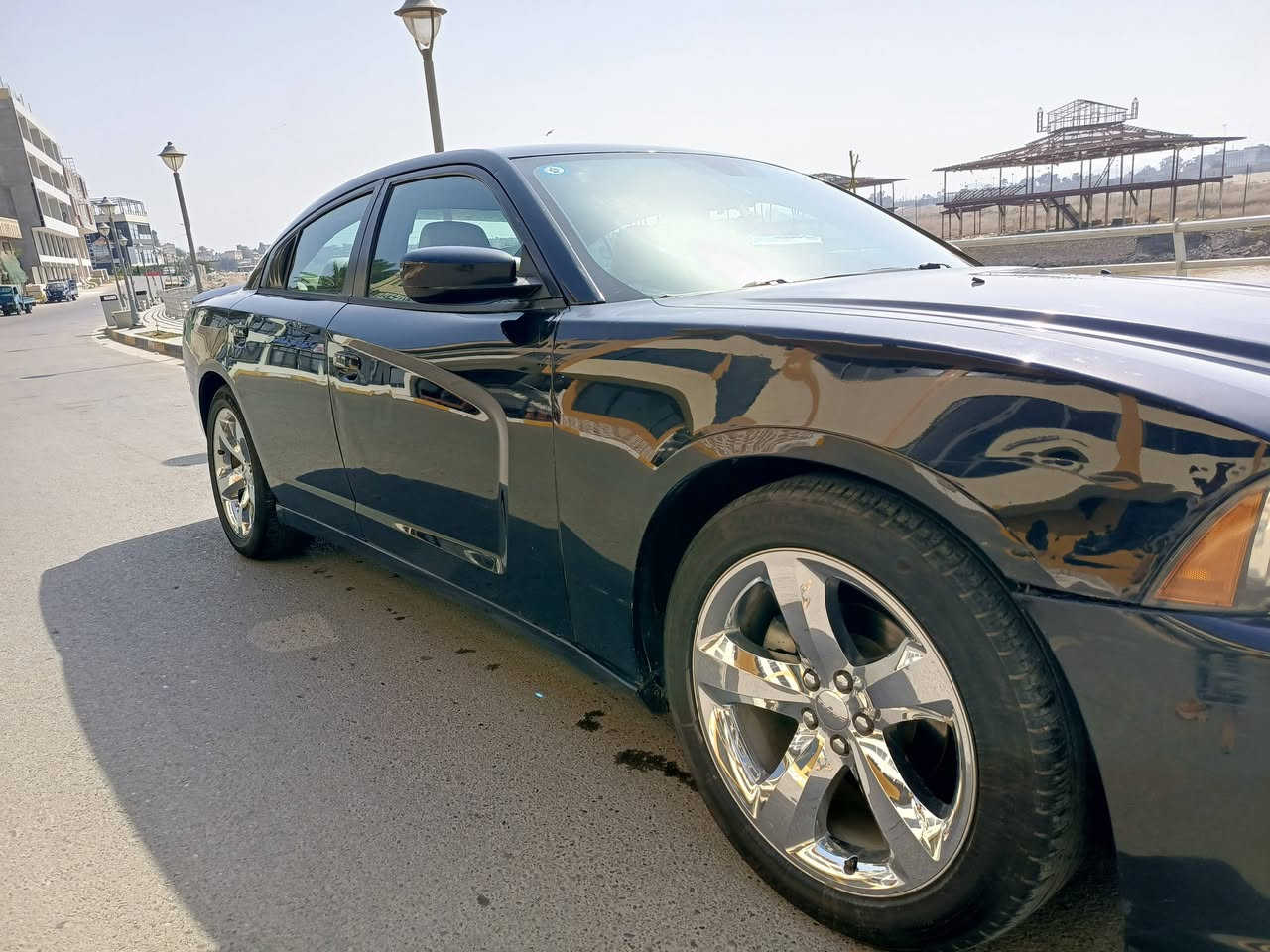 للبيع أو مراوس حسب القناعة موديل 14 رقم الجديد بسمي سنويه كير مكينه أكسل تبريد كله خير من الله تخم تاير توني شاده ادامه كامله حادثة بس خشم البجم صور الحادث موجوده السعر المطلوب بيه 142بيه مجال بس حك الجيه العنوان بغداد الاتصال***********
