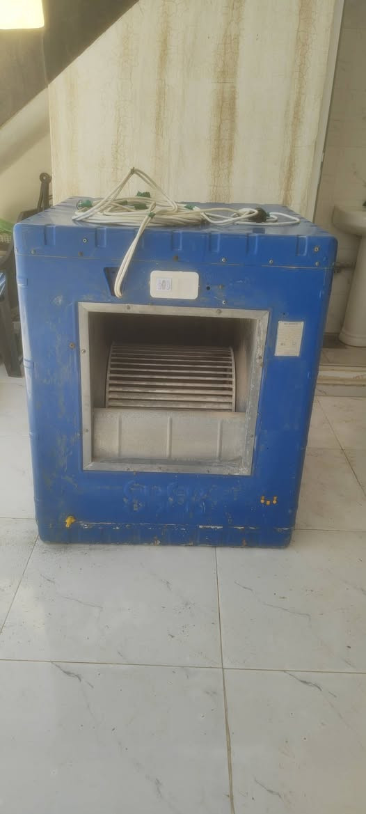 مبرده اربعةونص سوبر جديد يشتغل مابي عيب مضبوط ماتور كلة بشرط   سعر. 130الف./ كركوك/***********
