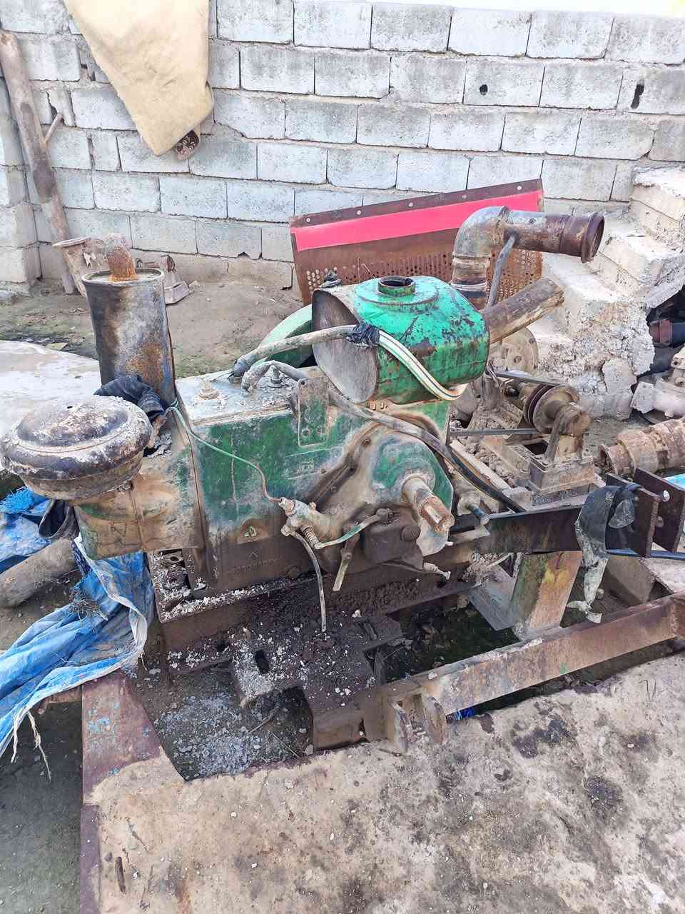 سلام عليكم للبيع هندوريه نضيف هو والشاصي خنزيره 6في 5كامل***********
