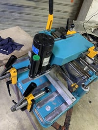 فرازه كيلون للبيع نضيفه وجاهزه شرط الشغل يوجد توصيل حسب الأتفاق للأستف...