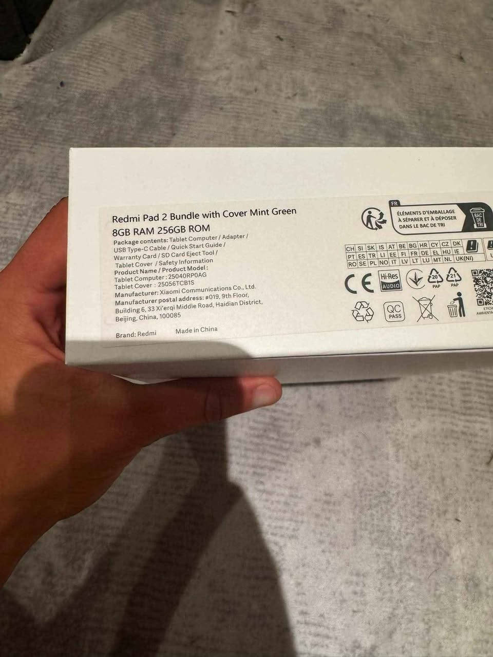 مستعمل ايام 
ريد مي باد 2
السعر 260 توصيل فقط داخل البصرة 
. 

الشاشة 11.0 بوصة - 90 هرتز - IPS LCD
الذاكرة الداخلية 256 كيكا 
الرام 8 كيكا 
الكاميرا8 ميكابكسل
 المعالج Mediatek Helio G100 Ultra
البطارية 9000 مللي أمبير

تواصل واتس اب 
*********** البصرة, العراق
