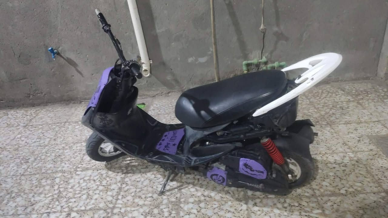 ماكس عدله رياضي للبيع دراجه شغاله سلف هندر مكينتهة ناعمه عوزهة بس دكمه سلف وبنزات السعر ٣٥٠ وبيهة مجال المكان واسط النعمانيه لاستفسار خاص او اتصل ***********
