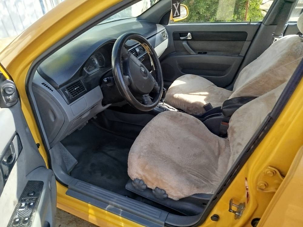 اوبترا2012 تۆماتیک
مکینه و گێڕ بە شەرت
ته بریت ساردو گه رم
بێ ده عم و لێدراوی
چرکه ی تیا نیه کاره بای مزبوت
سعری39گڵا
شوێن کلار
*********** كيفري, ديالى
