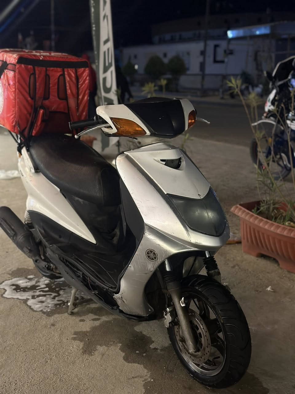 سكنز نثيه مكينه بجيس بجيس 140 دراجه نواقصها اكلوب اشاير وترايش غير شي ادلل خرسه شلعه معدل فول اكلج خلفي رياضي يشك شك مصورلك فديو ادخل شوفه وستمتع نضافه 100/100 سعرها 450 وبيها مجال قليل عنوان بغداد الشعب للتصال 24ساعه متواجد *********** اهلا وسهلا
