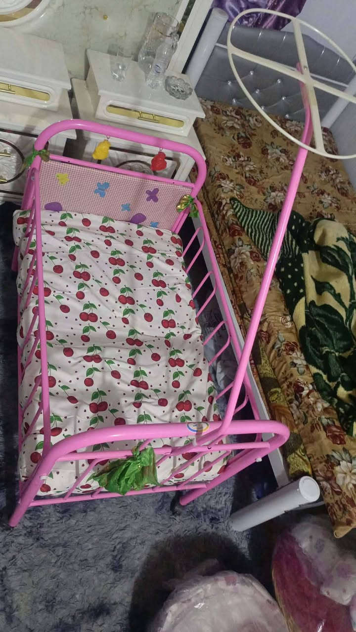 اغراض للبيع كلمن وسعره جدد
مكانهن بابل


**إذا كنت صاحب هذا الإعلان وتريد حذفه لأي سبب، رجاءا أرسل رسالة إلى الدعم الفني**