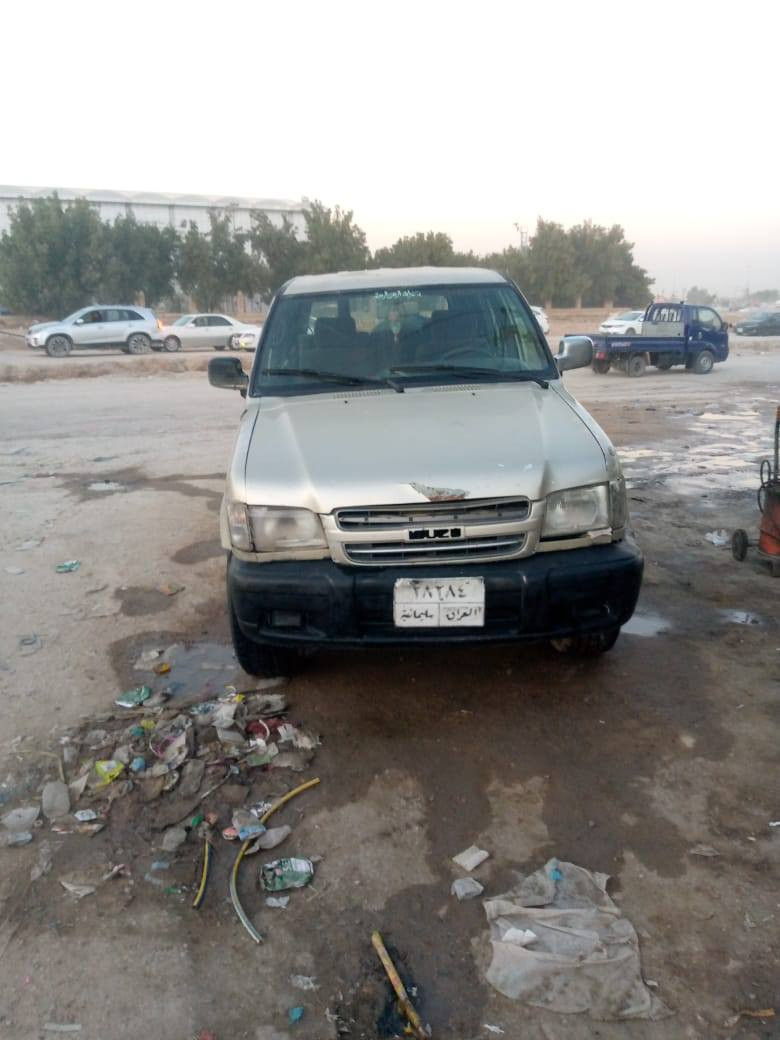 السلام عليكم عزوزه للبيع 
موديل 92 
سياره حلوه ونظيفه 
حداديه جديده ماكينه جديده تبريد عايز لبس غاز
سياره كيره شويه تعبان 
عندي وكاله بها 
سياره سليمانيه 
***********
40 وبيا مجال
ايش عندك سياره اراوس
