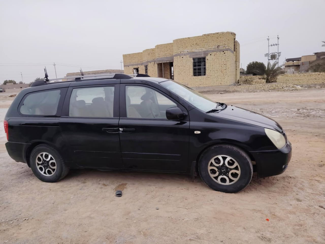 السلام عليكم كرنفال 2007 غاز بانزين سياره جاهزه خير من الله رقم بغداد بسمي انگليزي مكان السماوه السعر 120 وبيها مجال اتصل على هذه الرقم ***********
