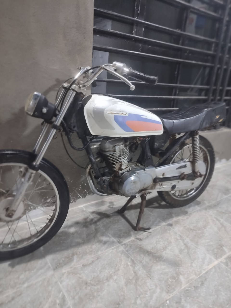الدراجه البيع السعر 150  اليريده يجي خاص ويدلل


**إذا كنت صاحب هذا الإعلان وتريد حذفه لأي سبب، رجاءا أرسل رسالة إلى الدعم الفني**