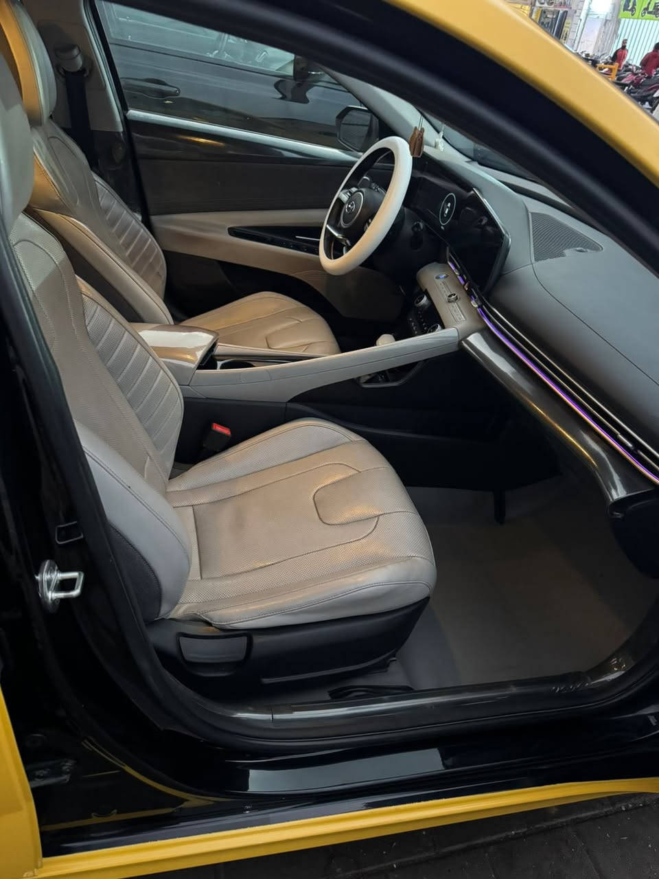 السلام عليكم النترا 21 لمتد فول مواصفات حادث مرفق بالصور جاهزة السياره للبيع السعر 152 للاتصال *********** اخوان مكلف بالنشر اتصل على الرقم
