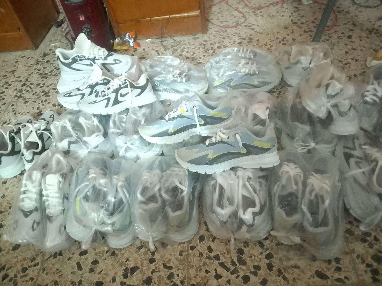 5 قطعة  كلهن شلع خاص سعر مناسب 20 قطعة


**إذا كنت صاحب هذا الإعلان وتريد حذفه لأي سبب، رجاءا أرسل رسالة إلى الدعم الفني**