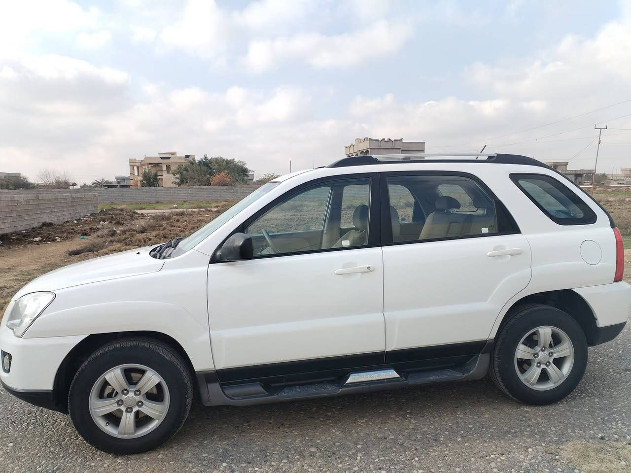 سلام عليكم
كيا سبورتج للبيع ومروس موديل (2009) كلين بدون صبق سياره خليجي رقم دولي سياره صدر ومحرك وتبريد وتايرات كلو جديد السعر (125)وبيه مجال (***********)
