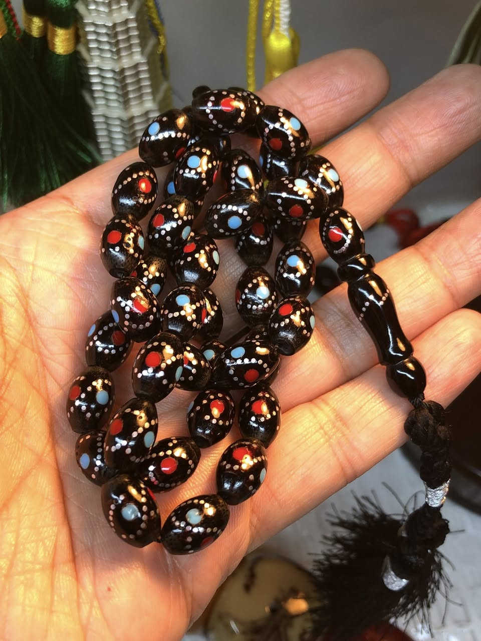 السلام عليكم
مسباح يسر بحر الاحمر بلدي مطعم فول فاير مثل ماواضح بالتصوير كركوشه حياكه 
الوزن ٢٦ غم القياس ٩/١٣ العدد ٤١ خرزه 
السعر مـטּ الاخير ٢٥ الف شامل التوصيل بلاش البلاش


**إذا كنت صاحب هذا الإعلان وتريد حذفه لأي سبب، رجاءا أرسل رسالة إلى الدعم الفني**