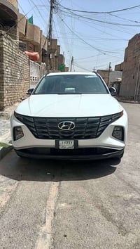 توسان للبيع وارد امريكي فوال ٢٣ مكان السياره بغداد 07757645650